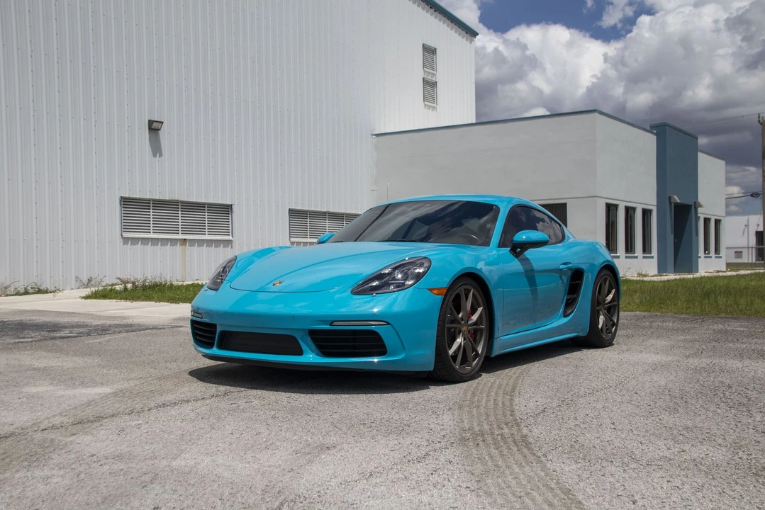 2017 Porsche 718 Cayman S - Image 5 of 31