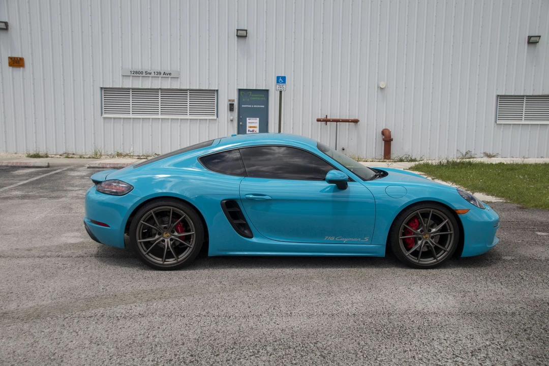 2017 Porsche 718 Cayman S - Image 21 of 31