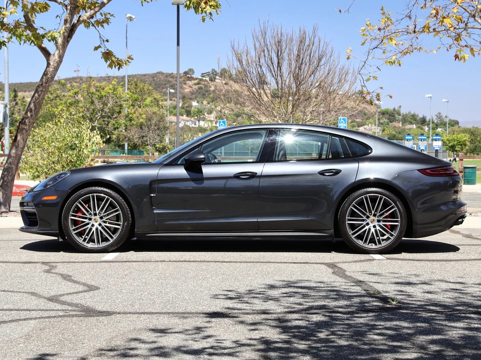 2017 Porsche 971 Panamera Turbo - Image 13 of 31