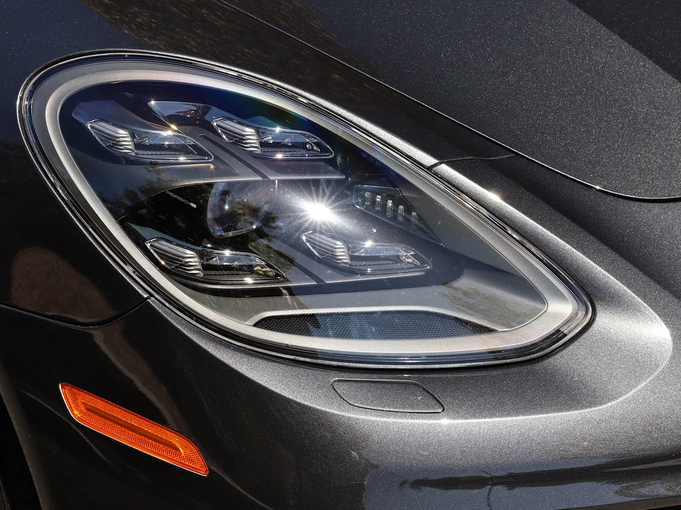 2017 Porsche 971 Panamera Turbo - Image 23 of 31