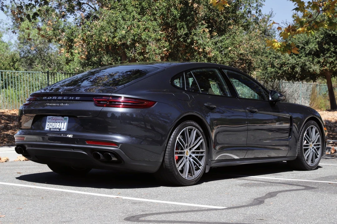 2017 Porsche 971 Panamera Turbo - Image 9 of 31