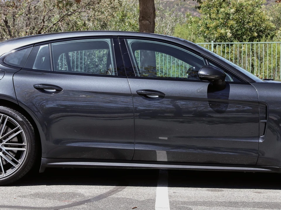 2017 Porsche 971 Panamera Turbo - Image 18 of 31