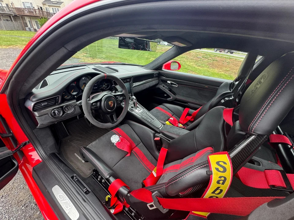 2018 Porsche 991 GT3 - Image 26 of 31