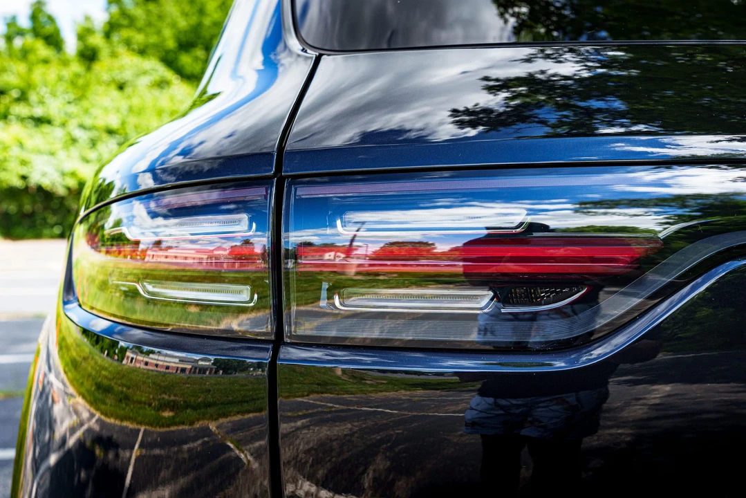 2020 Porsche 9Y0/9Y3 Cayenne Turbo - Image 30 of 31