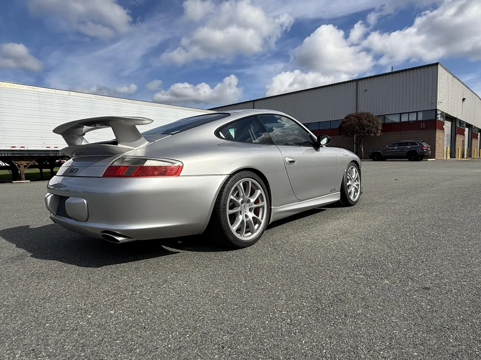 2004 Porsche 996 GT3 - Image 17 of 31