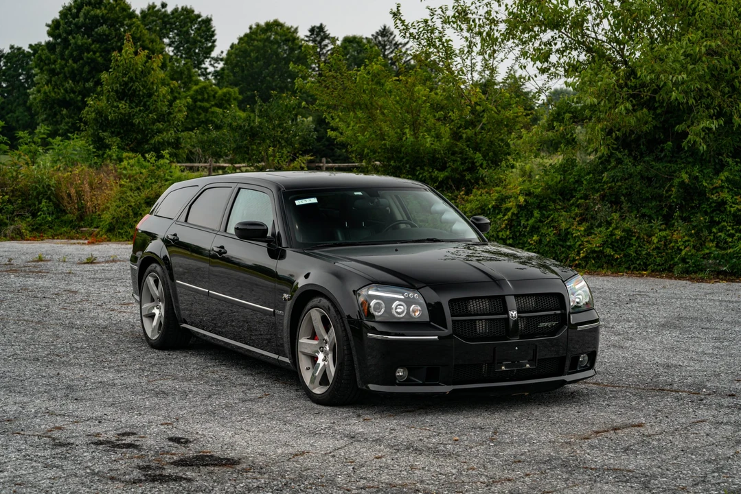 2007 Dodge Magnum SRT8 2nd Gen - Image 5 of 31