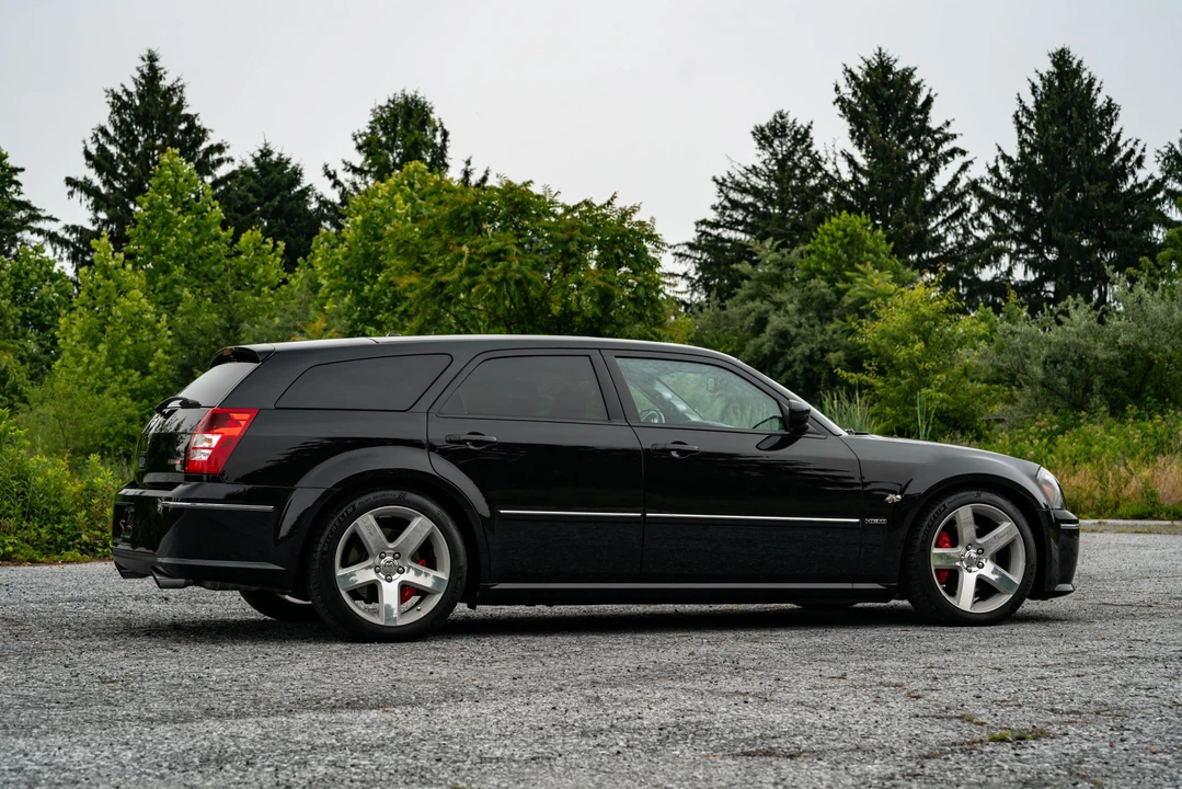 2007 Dodge Magnum SRT8 2nd Gen - Image 15 of 31