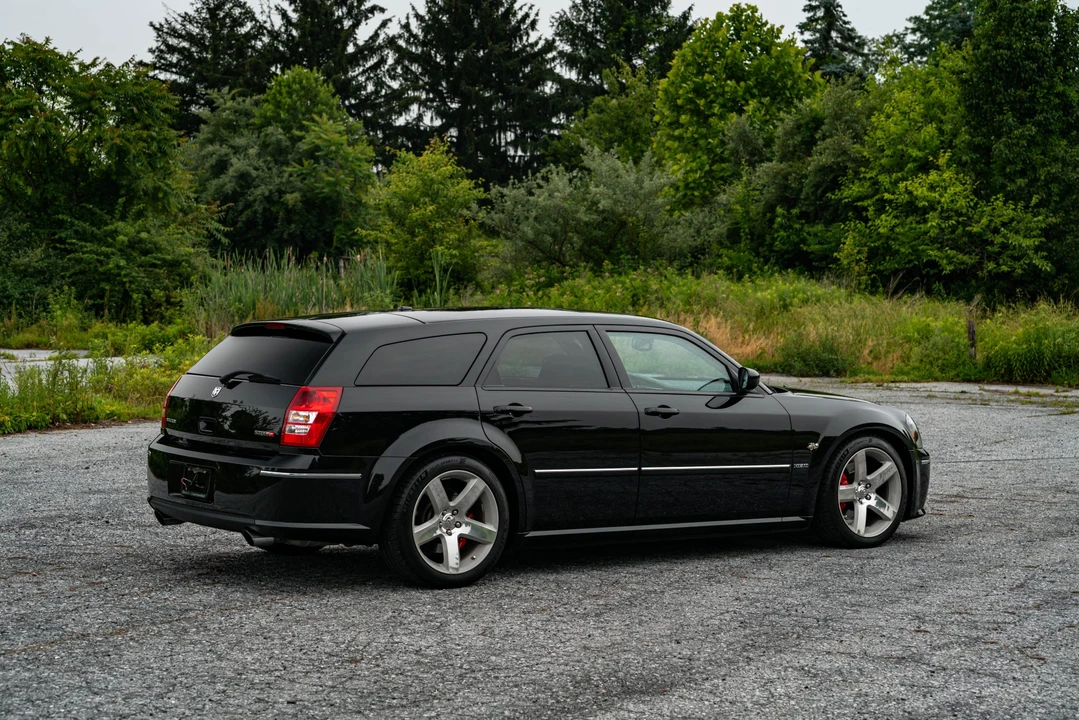 2007 Dodge Magnum SRT8 2nd Gen - Image 20 of 31