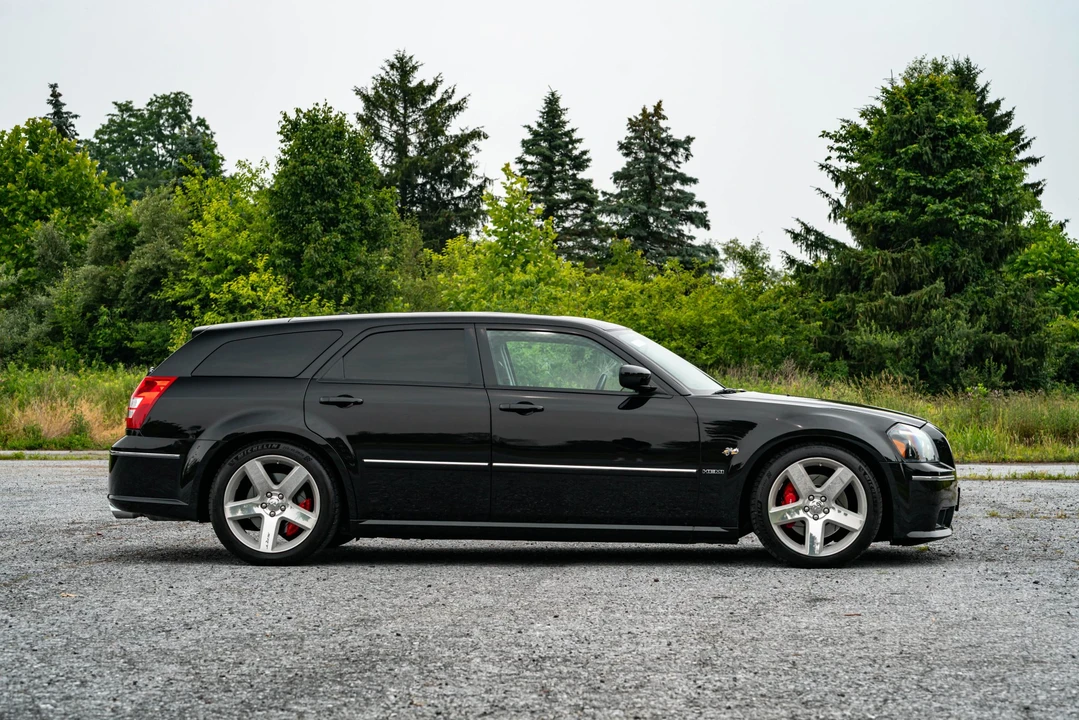 2007 Dodge Magnum SRT8 2nd Gen - Image 11 of 31