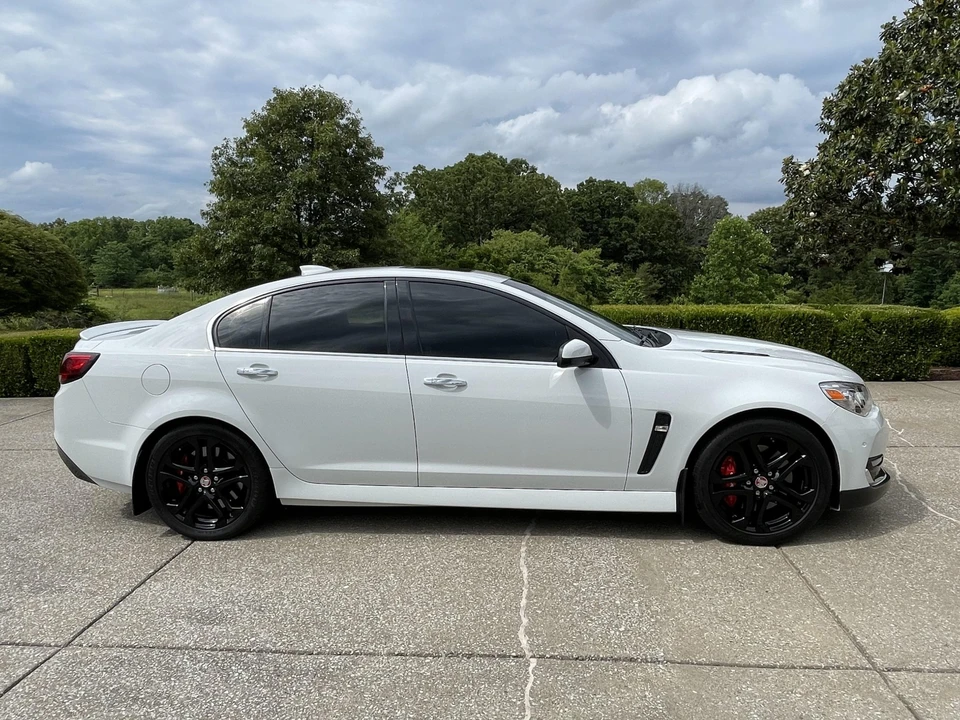 2016 Chevrolet SS - Image 6 of 31