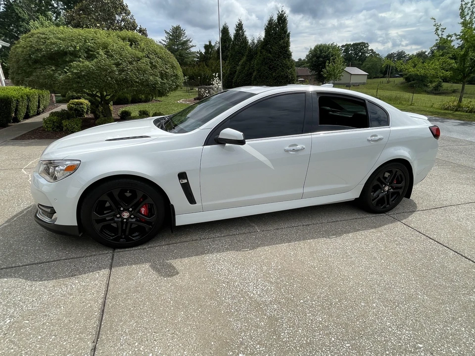 2016 Chevrolet SS - Image 10 of 31