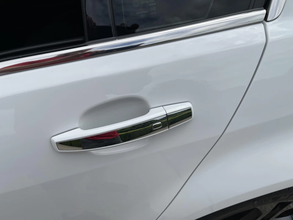 2016 Chevrolet SS - Image 28 of 31