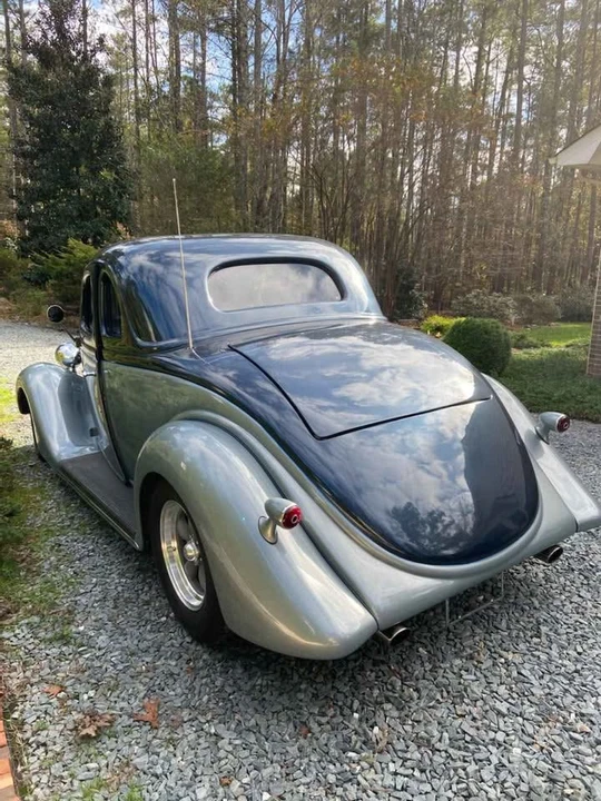 1935 Ford Model 48 & 68 - Image 7 of 10