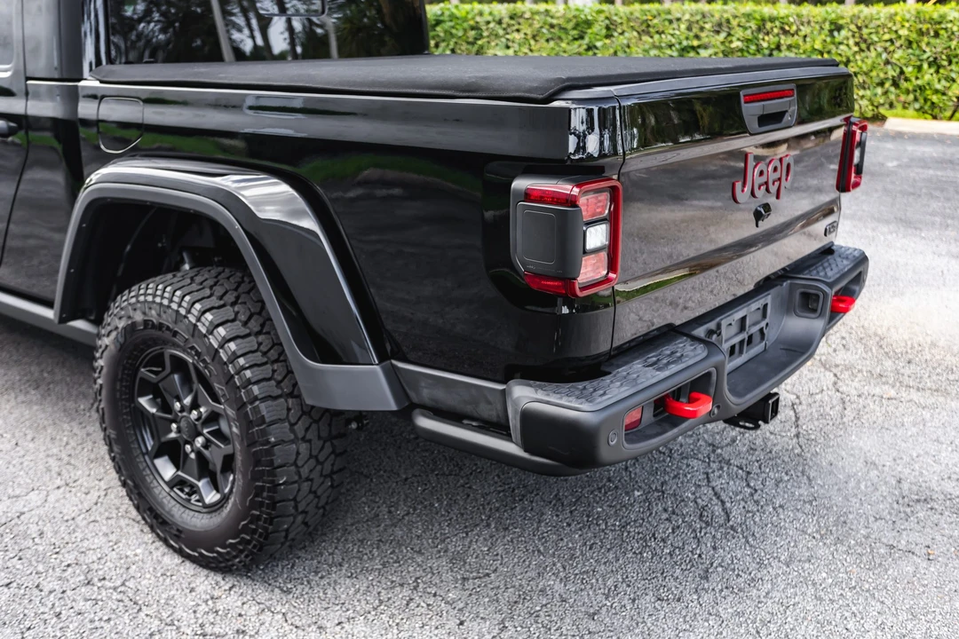 2020 Jeep JT Gladiator - Image 19 of 31