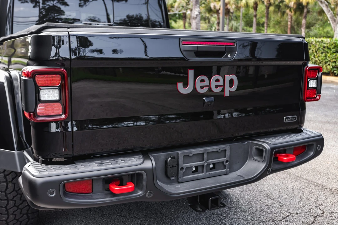 2020 Jeep JT Gladiator - Image 20 of 31