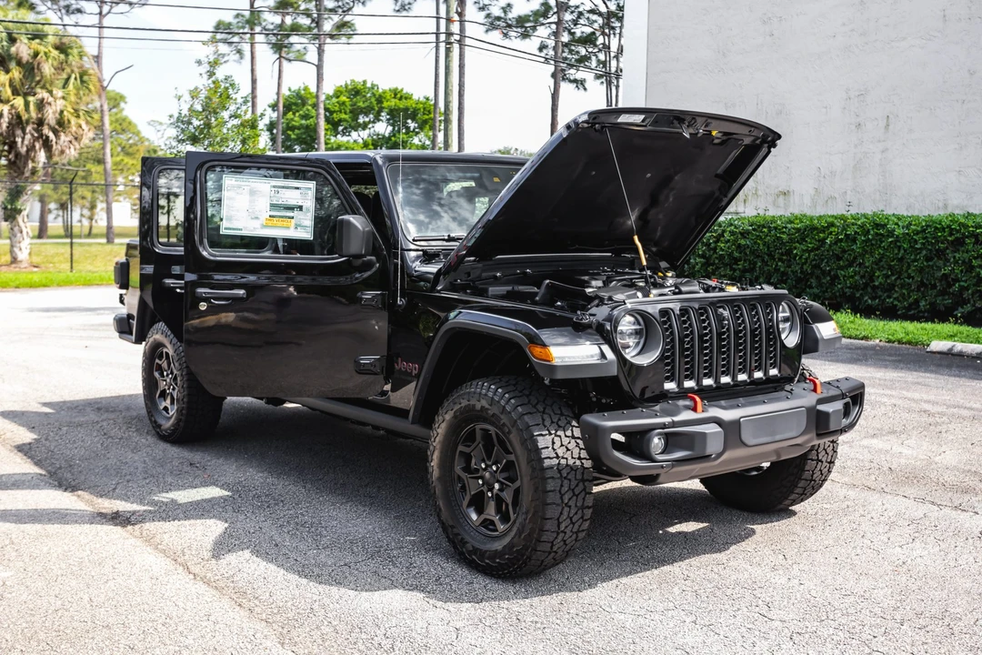 2020 Jeep JT Gladiator - Image 13 of 31