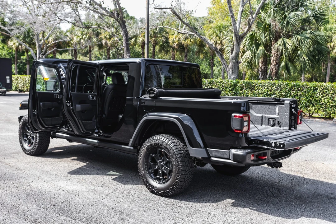 2020 Jeep JT Gladiator - Image 14 of 31