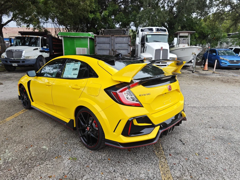 2021 Honda FK8 Civic Type R - Image 16 of 31