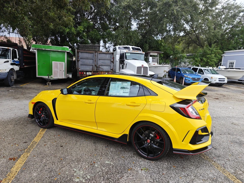 2021 Honda FK8 Civic Type R - Image 15 of 31