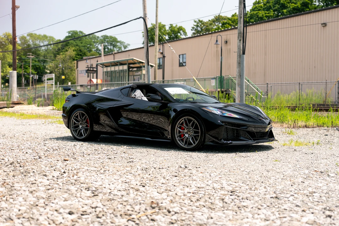 2023 Chevrolet Corvette C8 Z06 - Image 11 of 31