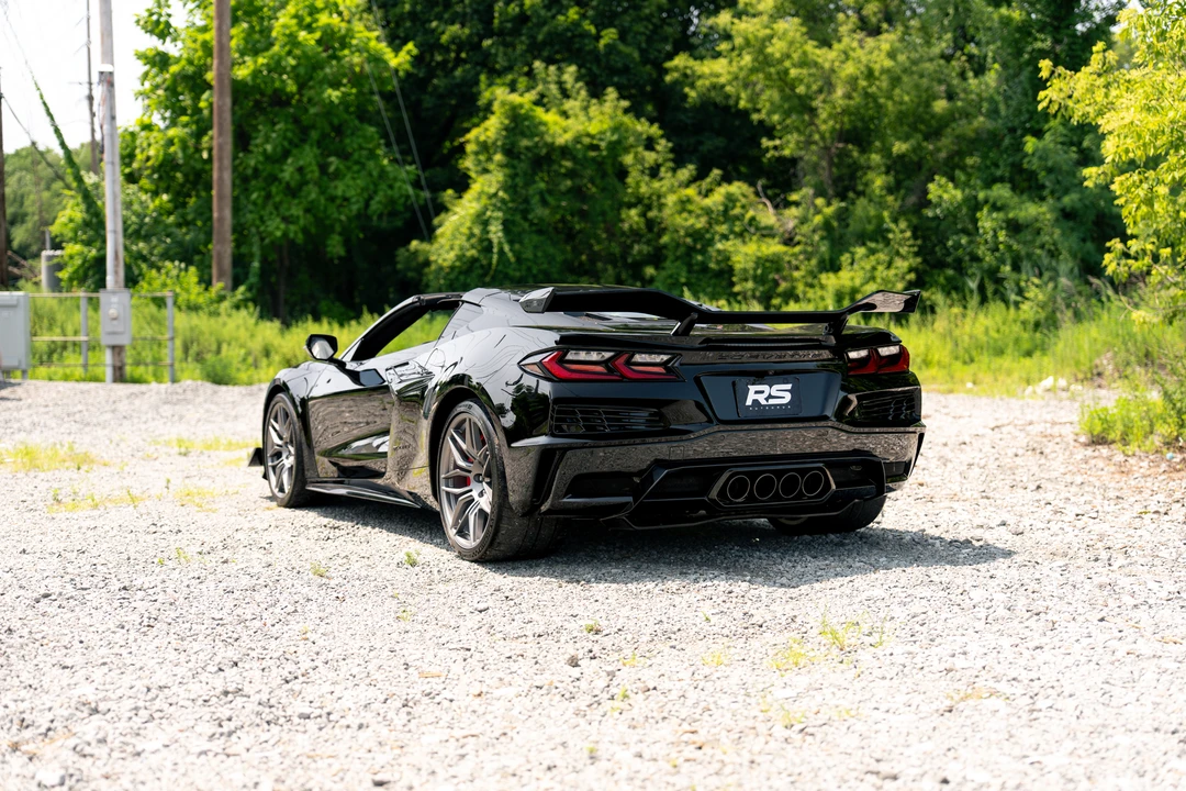2023 Chevrolet Corvette C8 Z06 - Image 18 of 31