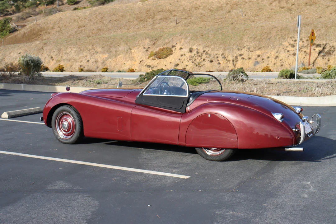 1953 Jaguar XK120 OTS Roadster - Image 22 of 31