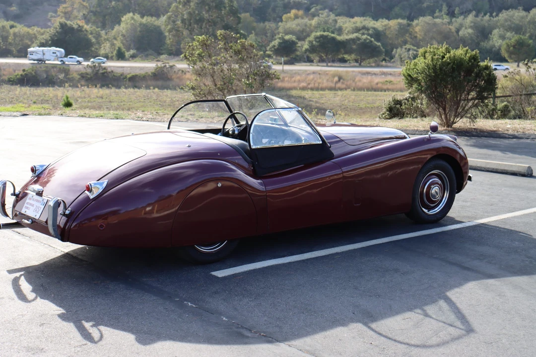 1953 Jaguar XK120 OTS Roadster - Image 27 of 31