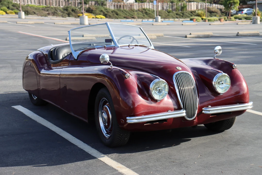 1953 Jaguar XK120 OTS Roadster - Image 15 of 31