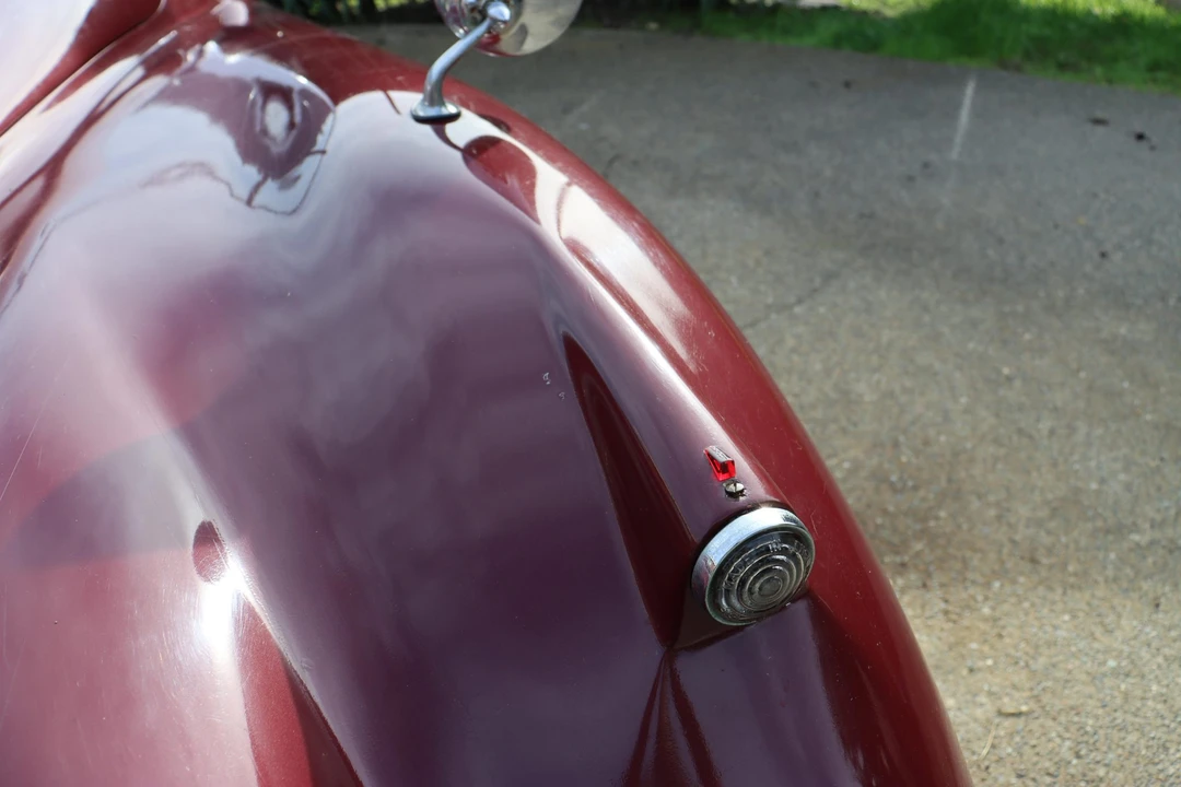 1953 Jaguar XK120 OTS Roadster - Image 27 of 31
