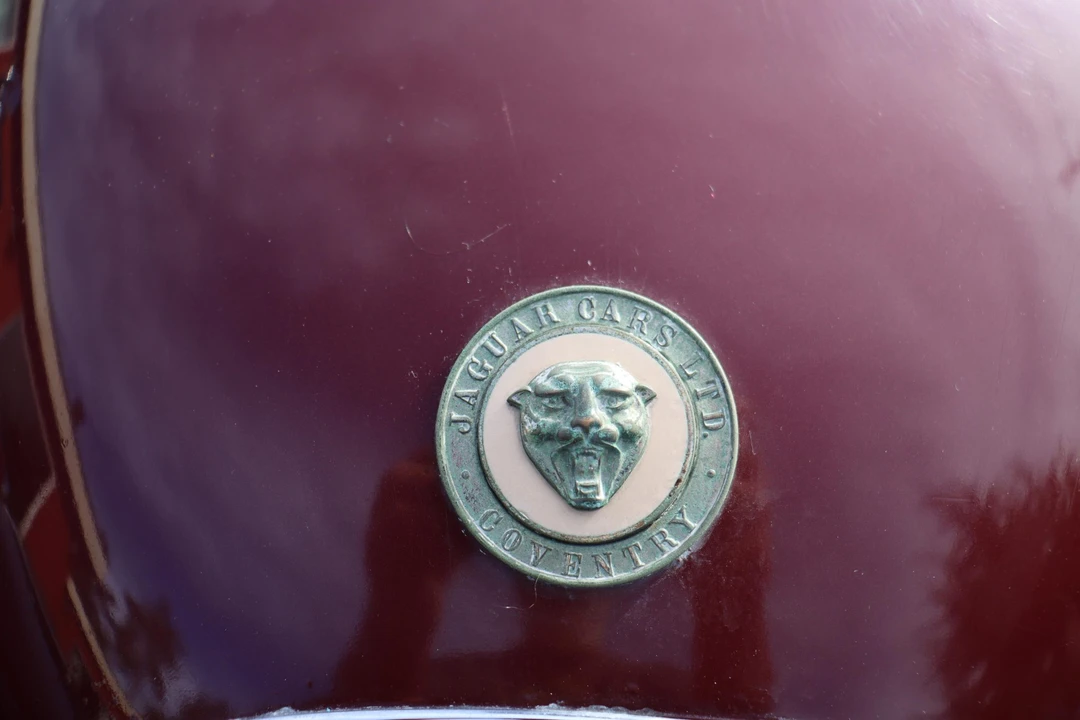 1953 Jaguar XK120 OTS Roadster - Image 22 of 31