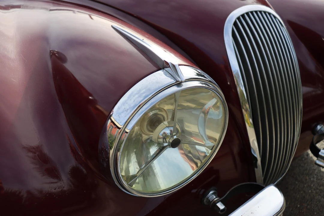 1953 Jaguar XK120 OTS Roadster - Image 20 of 31