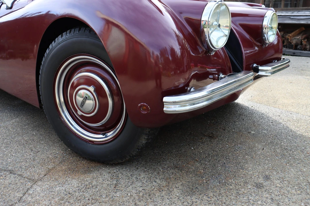 1953 Jaguar XK120 OTS Roadster - Image 19 of 31