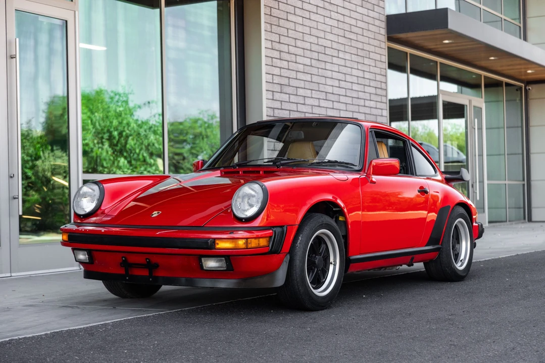 1985 Porsche 911 Carrera 3.2 - Image 9 of 31