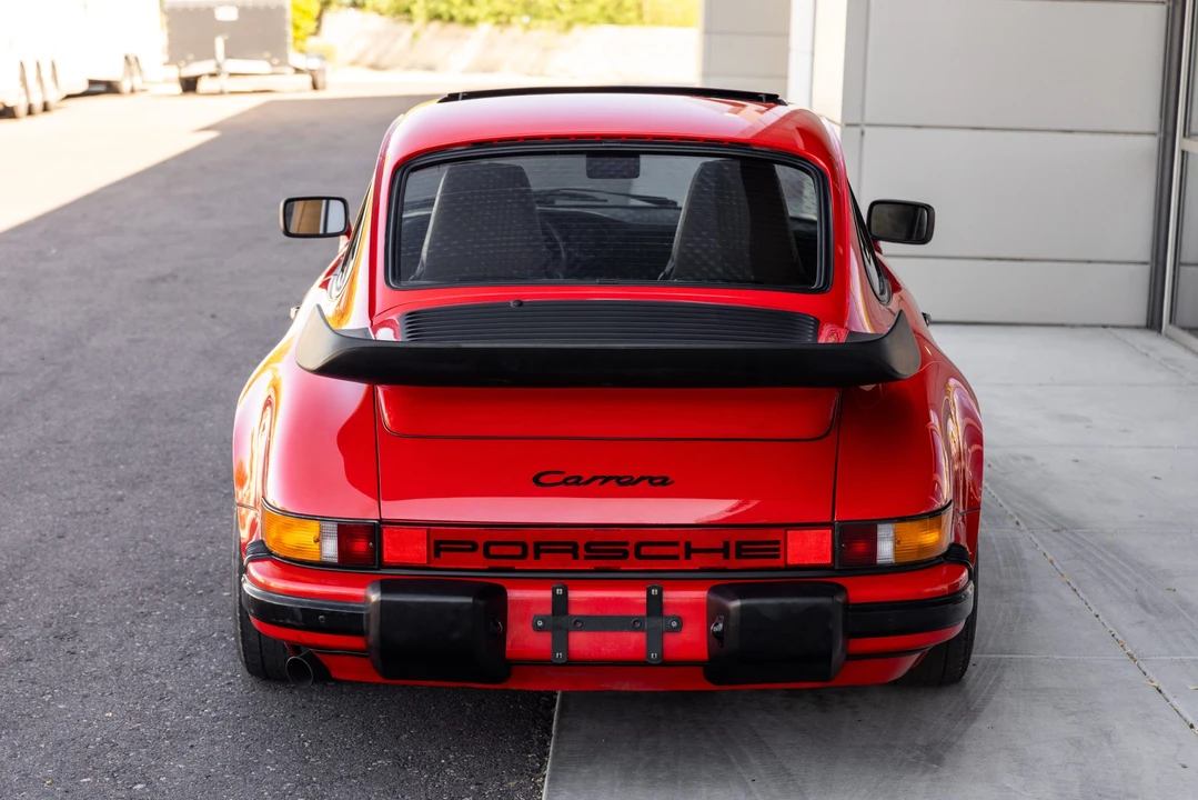 1985 Porsche 911 Carrera 3.2 - Image 15 of 31