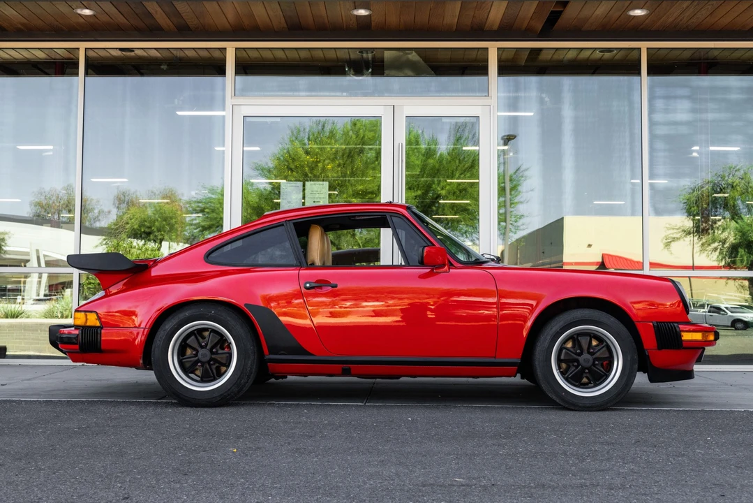 1985 Porsche 911 Carrera 3.2 - Image 18 of 31