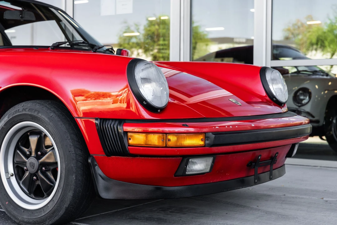 1985 Porsche 911 Carrera 3.2 - Image 21 of 31