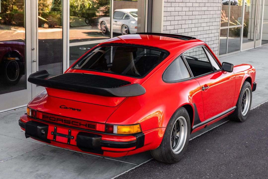 1985 Porsche 911 Carrera 3.2 - Image 17 of 31