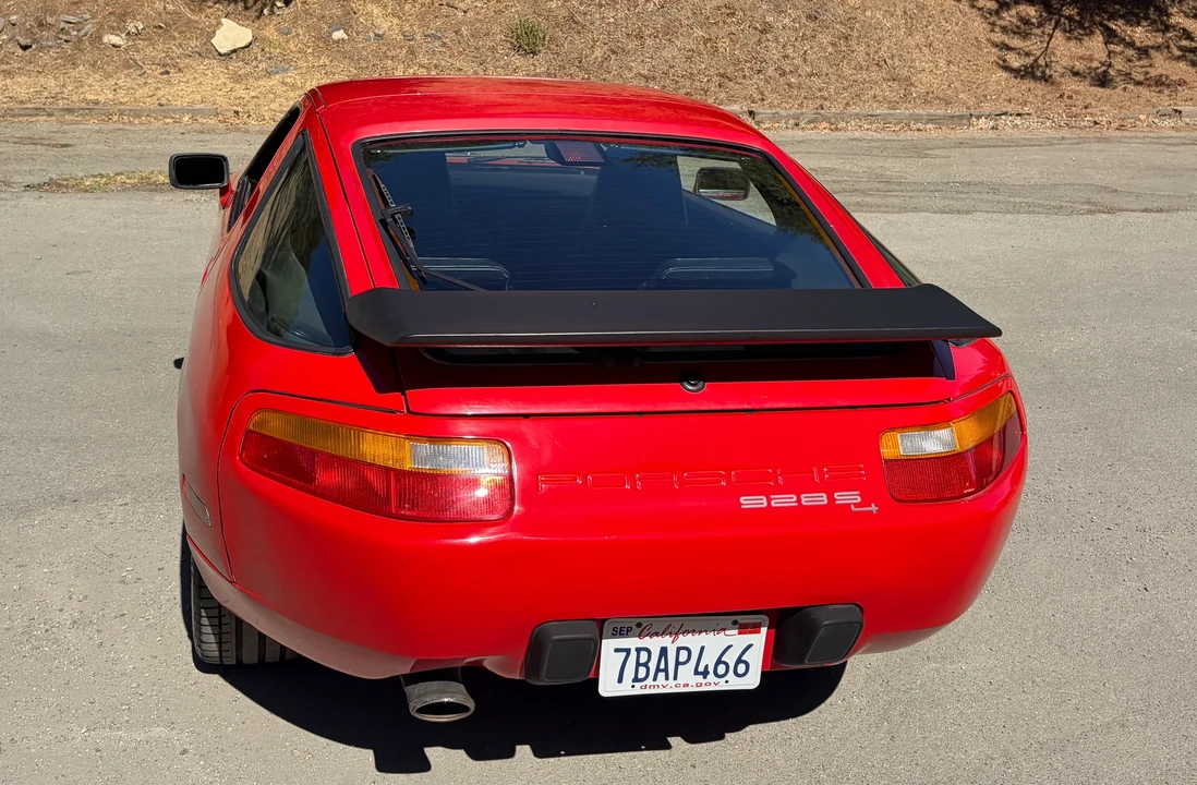 1988 Porsche 928 S4 - Image 9 of 31