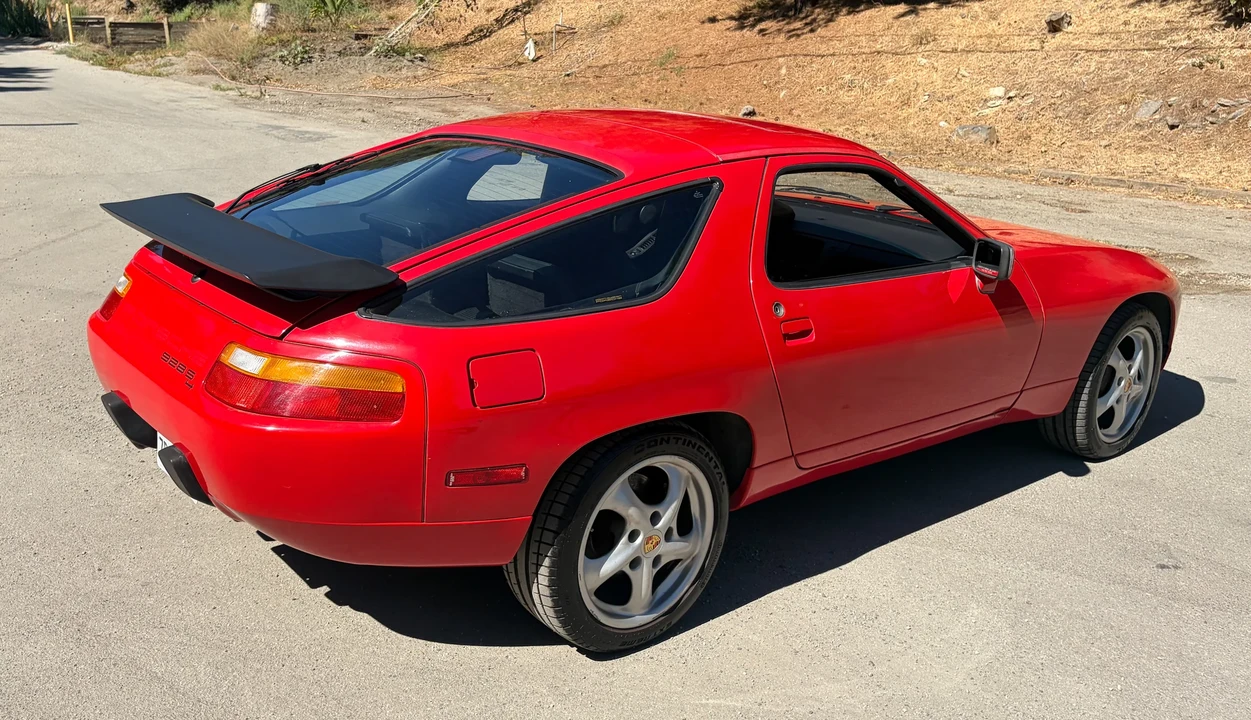 1988 Porsche 928 S4 - Image 13 of 31