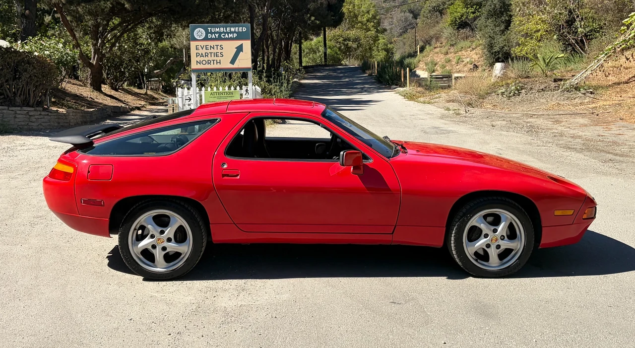 1988 Porsche 928 S4 - Image 16 of 31