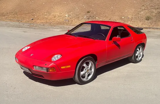 1988 Porsche 928 S4