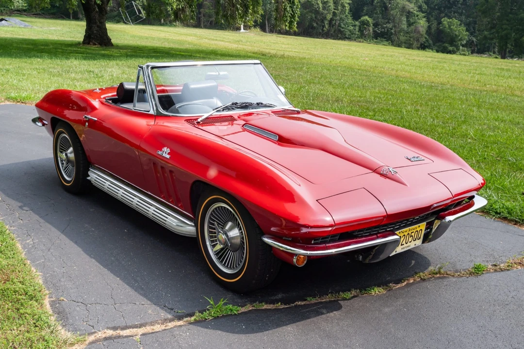 1966 Chevrolet Corvette C2 - Image 1 of 31