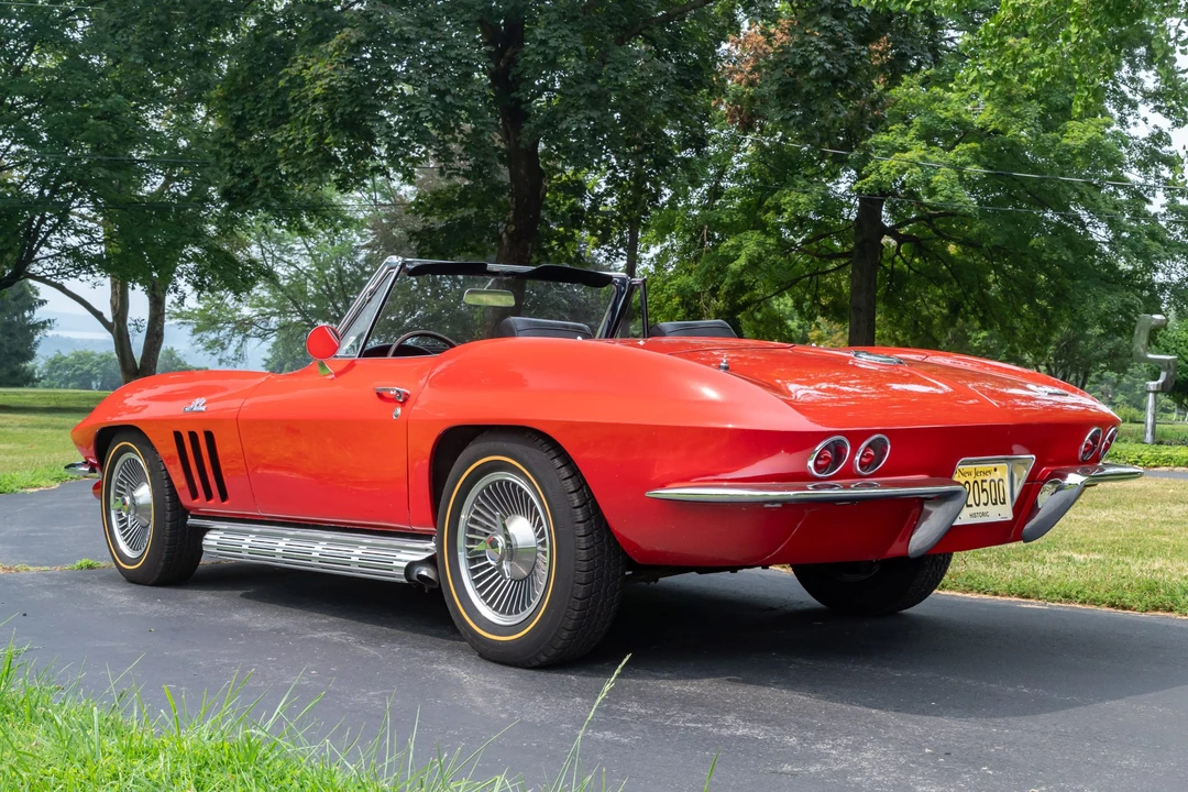 1966 Chevrolet Corvette C2 - Image 12 of 31