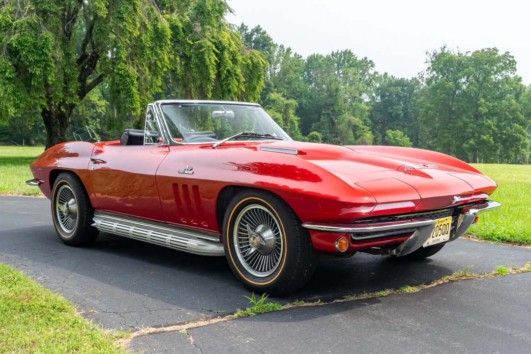 1966 Chevrolet Corvette C2 - Image 8 of 31