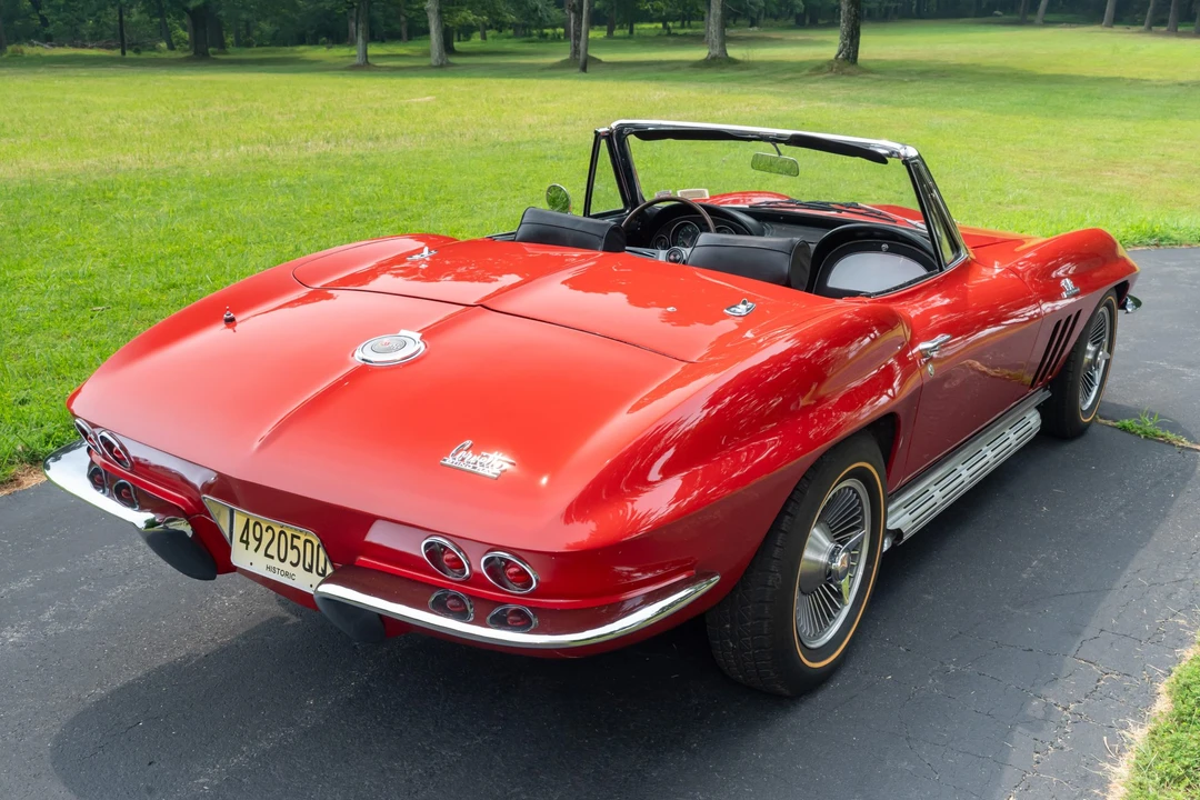 1966 Chevrolet Corvette C2 - Image 10 of 31