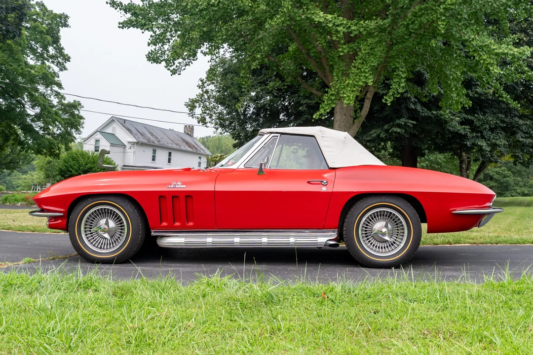 1966 Chevrolet Corvette C2 - Image 21 of 31
