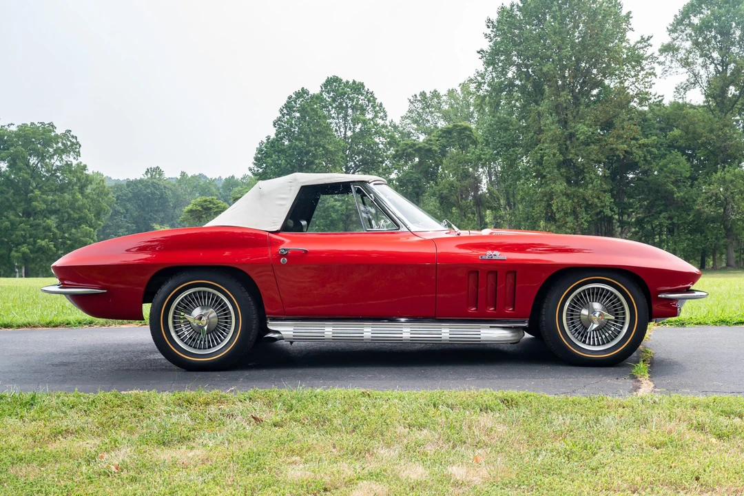 1966 Chevrolet Corvette C2 - Image 17 of 31