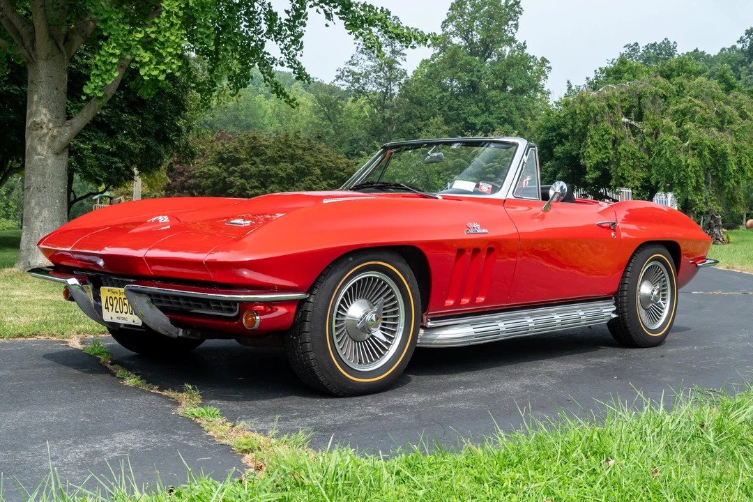1966 Chevrolet Corvette C2 - Image 14 of 31
