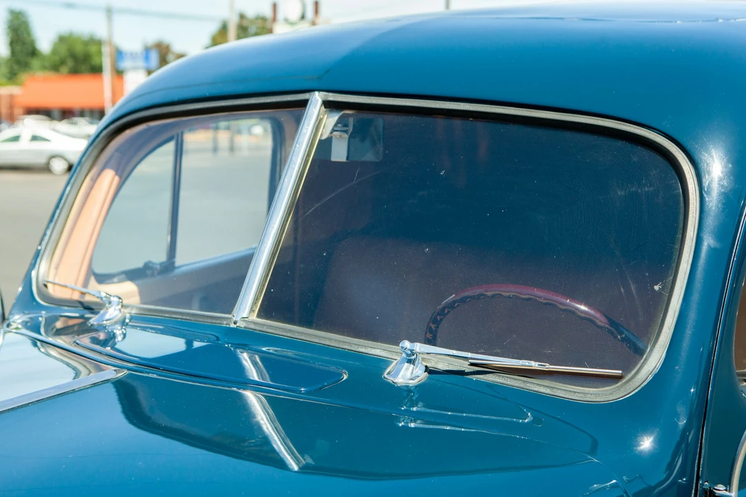 1941 Ford Standard & Deluxe & Super Deluxe - Image 24 of 31