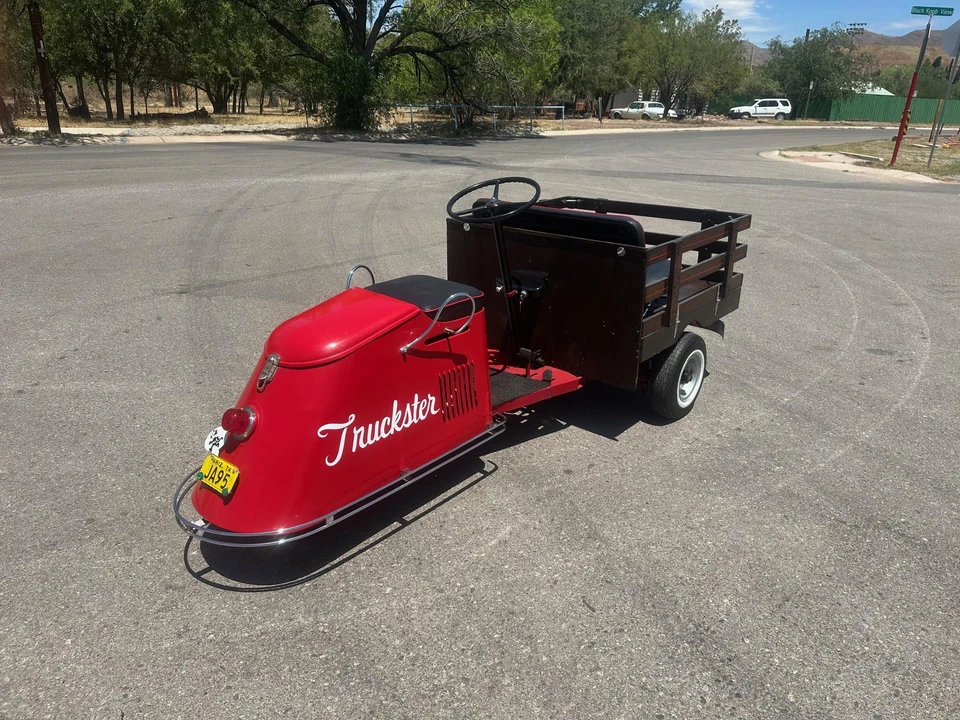 1950 Cushman - Image 4 of 28